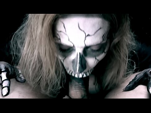 ❤️ Demon famke sûgje hoanne mei har swarte mûle en slikken cum. ❤ Russyske porno by ús fy.purchasexz.top ﹏